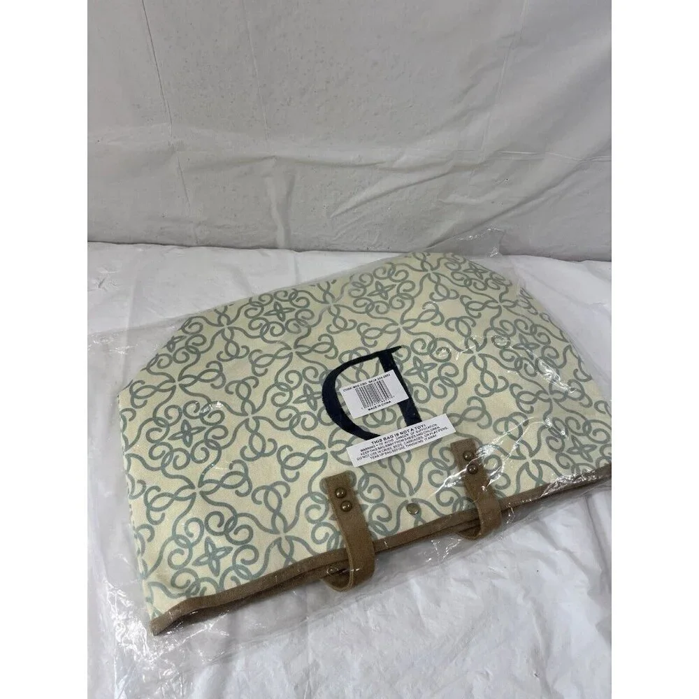 monogrammed D tote new
